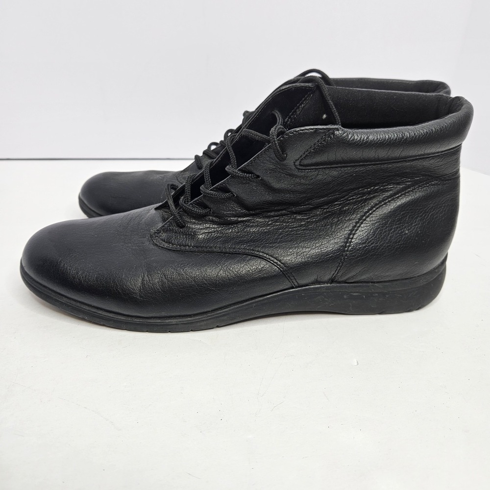 Easy Spirit Leather Upper Flats Boot Shoes Size 10M Heel‎ To Toe 11.5"